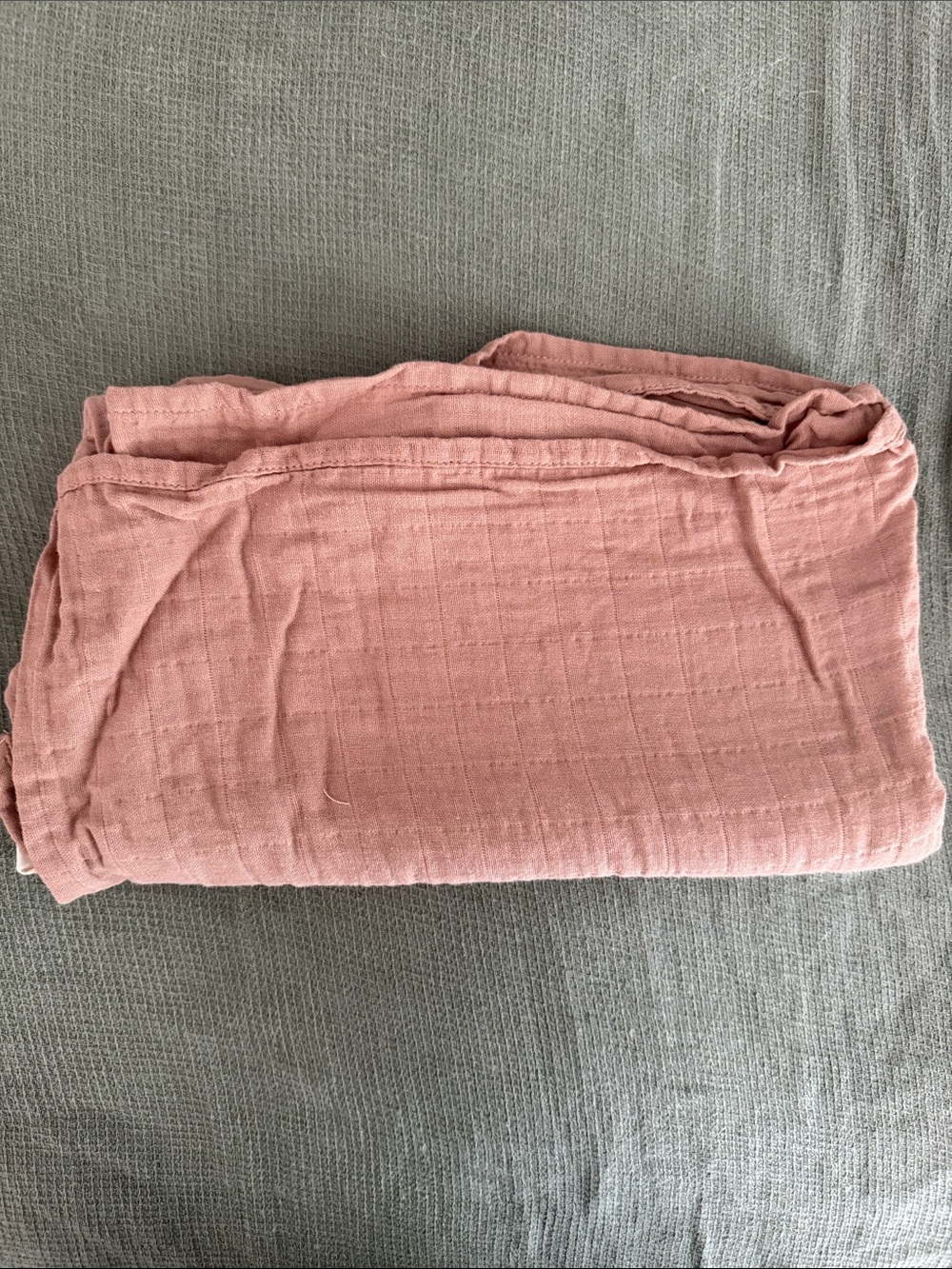 Soft Muslin Baby Swaddle Blanket - Dusty Rose